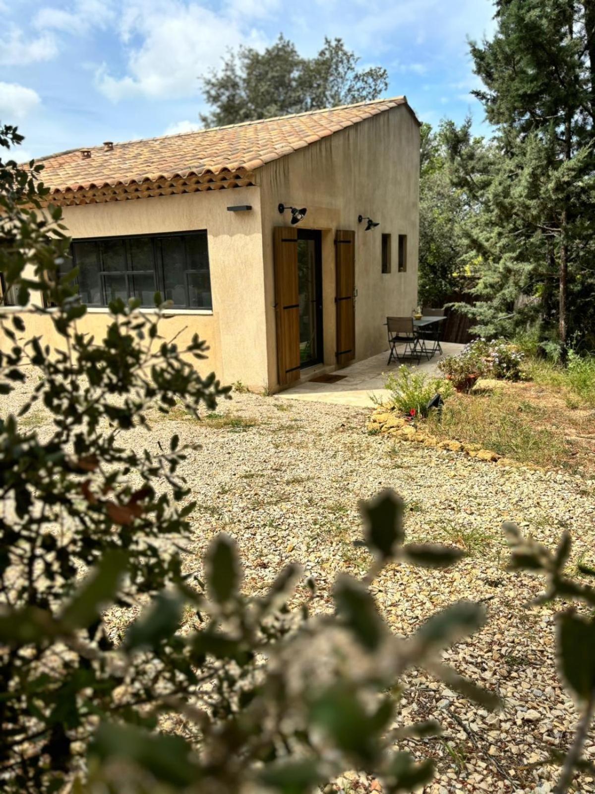 Maison Dans La Pinede Rognes ภายนอก รูปภาพ